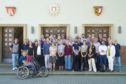 Gruppenfoto der Teilnehmenden am 32. Kolloquium zur Polizeigeschichte in Hamburg © Evangelische Akademie der Nordkirche